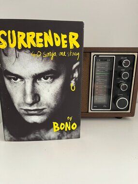 Surrender: 40 Songs, One Story - Bono